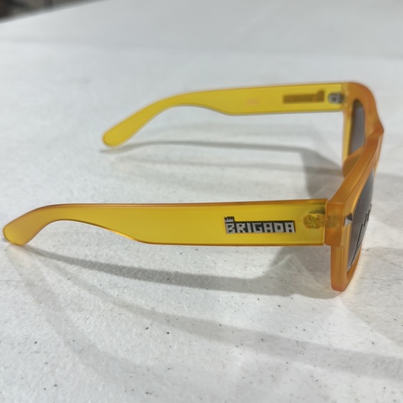 Brigada Sunglasses - Picture 3 of 5